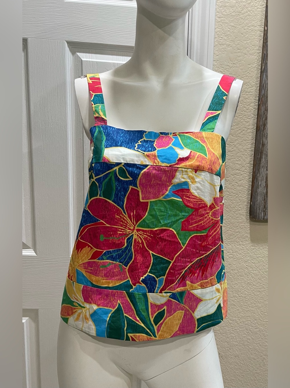 The Raconteur Tropical Floral Camisole Tank Top Size Small Petite - NWT